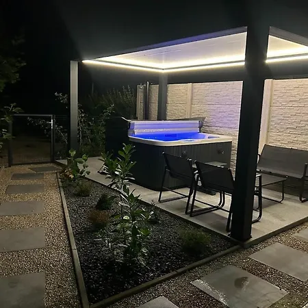 Cappello Vendeghaz *