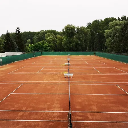 Δωμάτια σε οικογενειακή κατοικία Cappello Vendeghaz